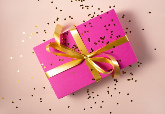 gift ekaterina-shevchenko-ZLTlHeKbh04-unsplash Photo by Ekaterina Shevchenko on Unsplash